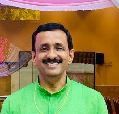 Portrait of Dr Sanjay Desai