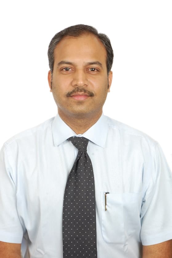 Portrait of Dr Sujit Joshi